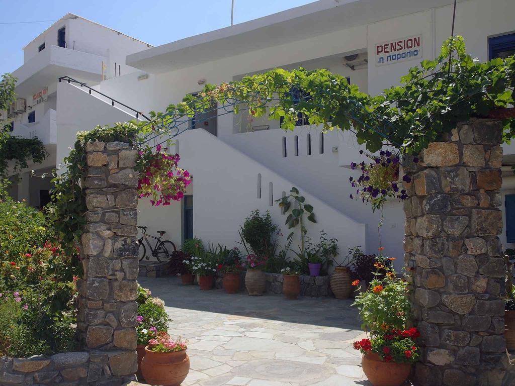 Paralia Guest House Айіа-Румелі Екстер'єр фото