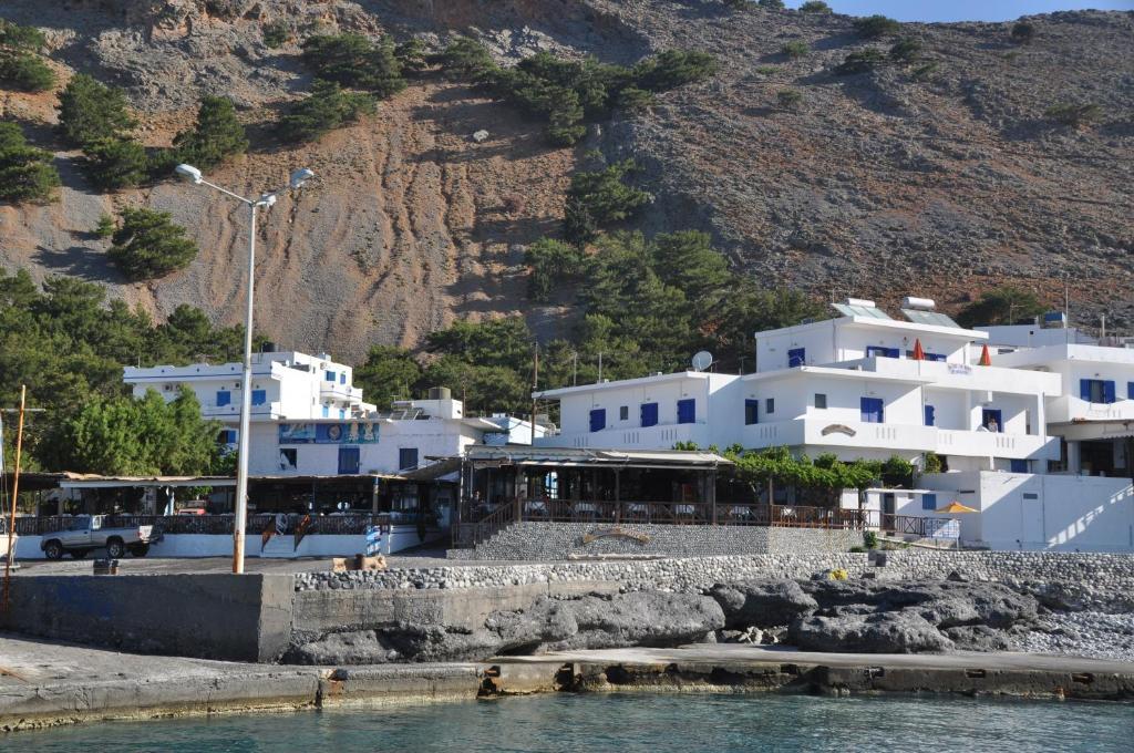 Paralia Guest House Айіа-Румелі Екстер'єр фото