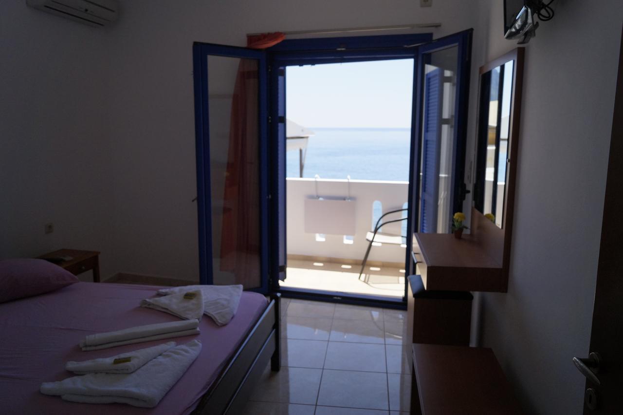 Paralia Guest House Айіа-Румелі Екстер'єр фото